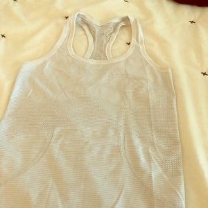 Lululemon tank top